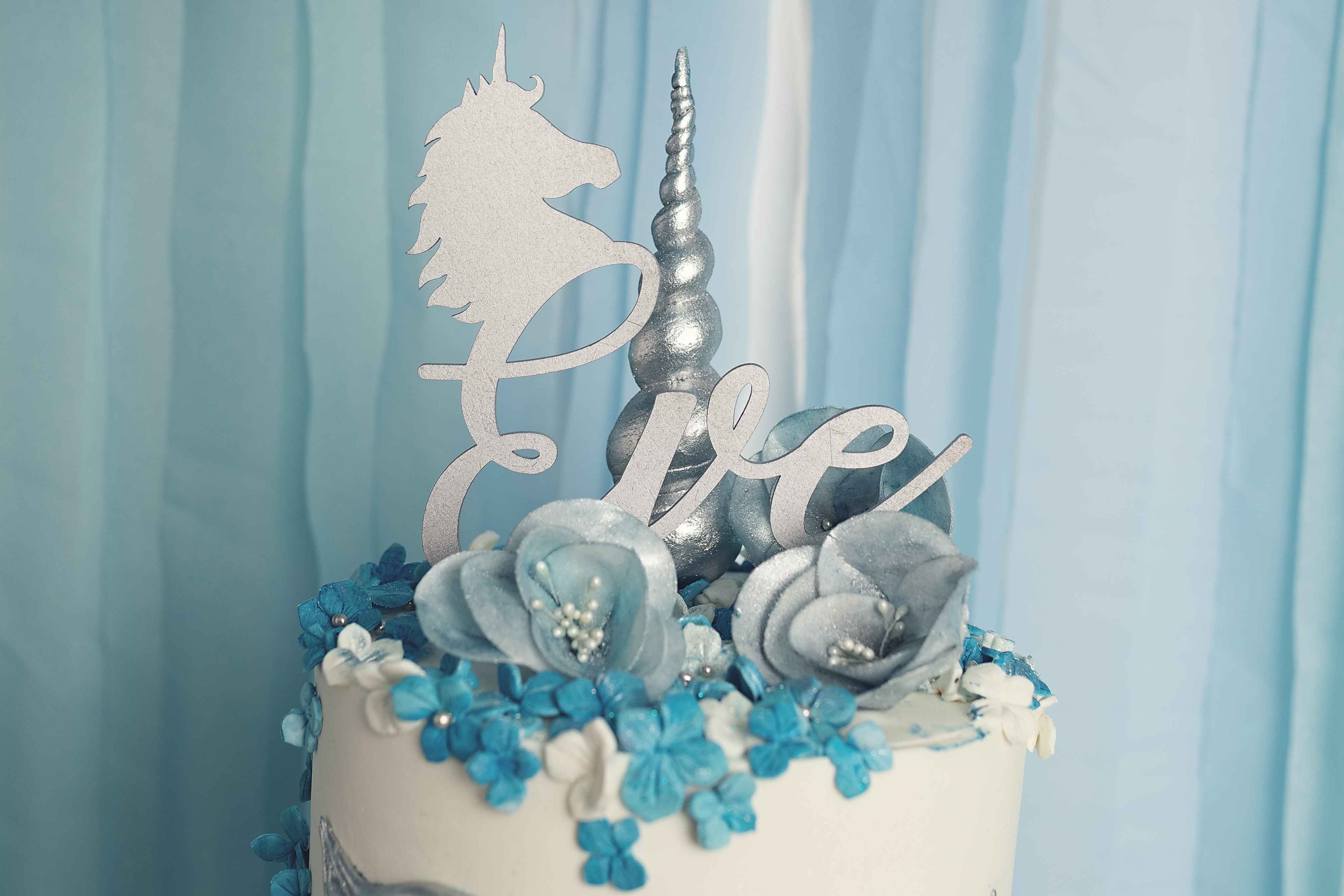 Decoration Anniversaire Licorne Bleu Argent Pour Eve