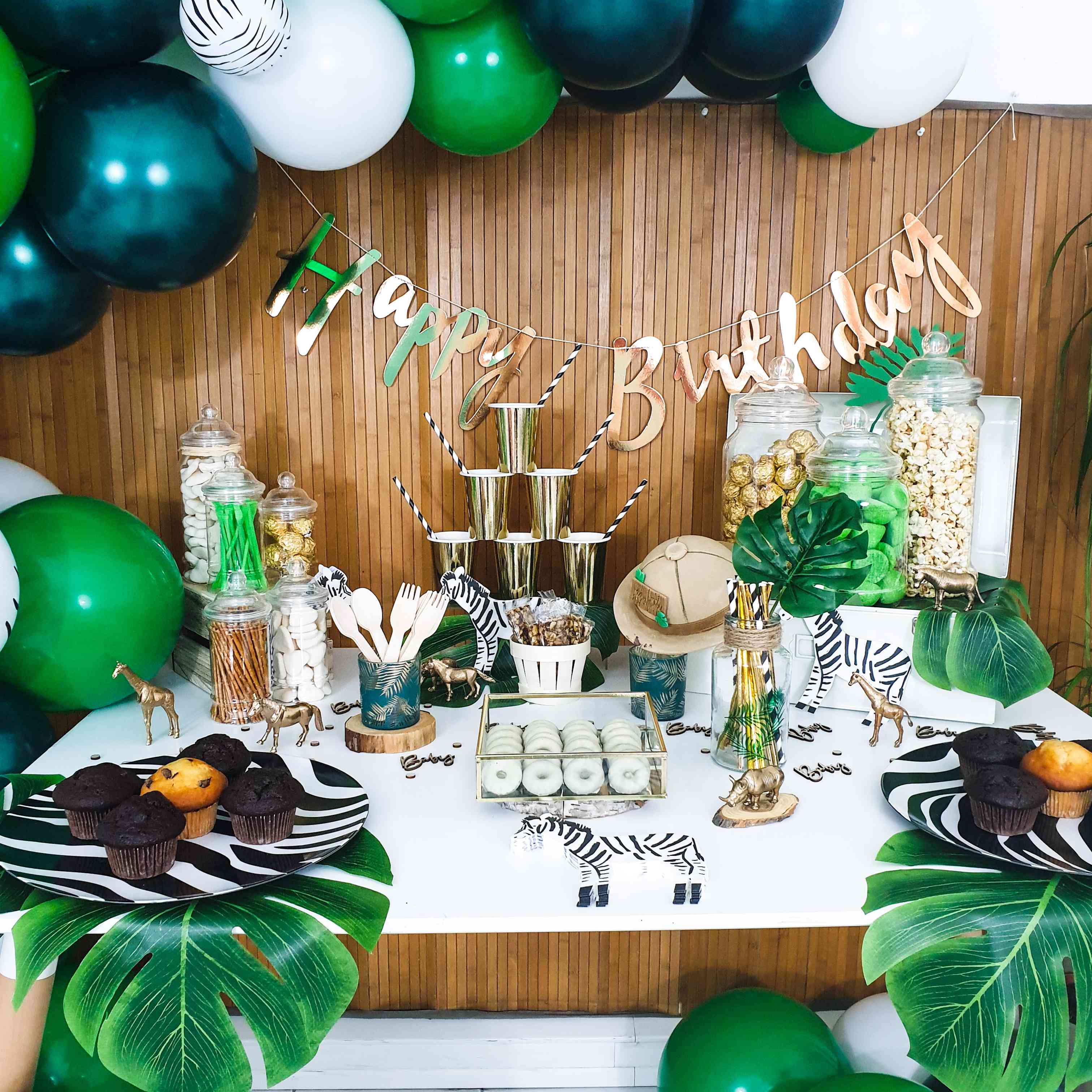 Decoration Anniversaire Jungle Party Zebre Noir Blanc Et Vert