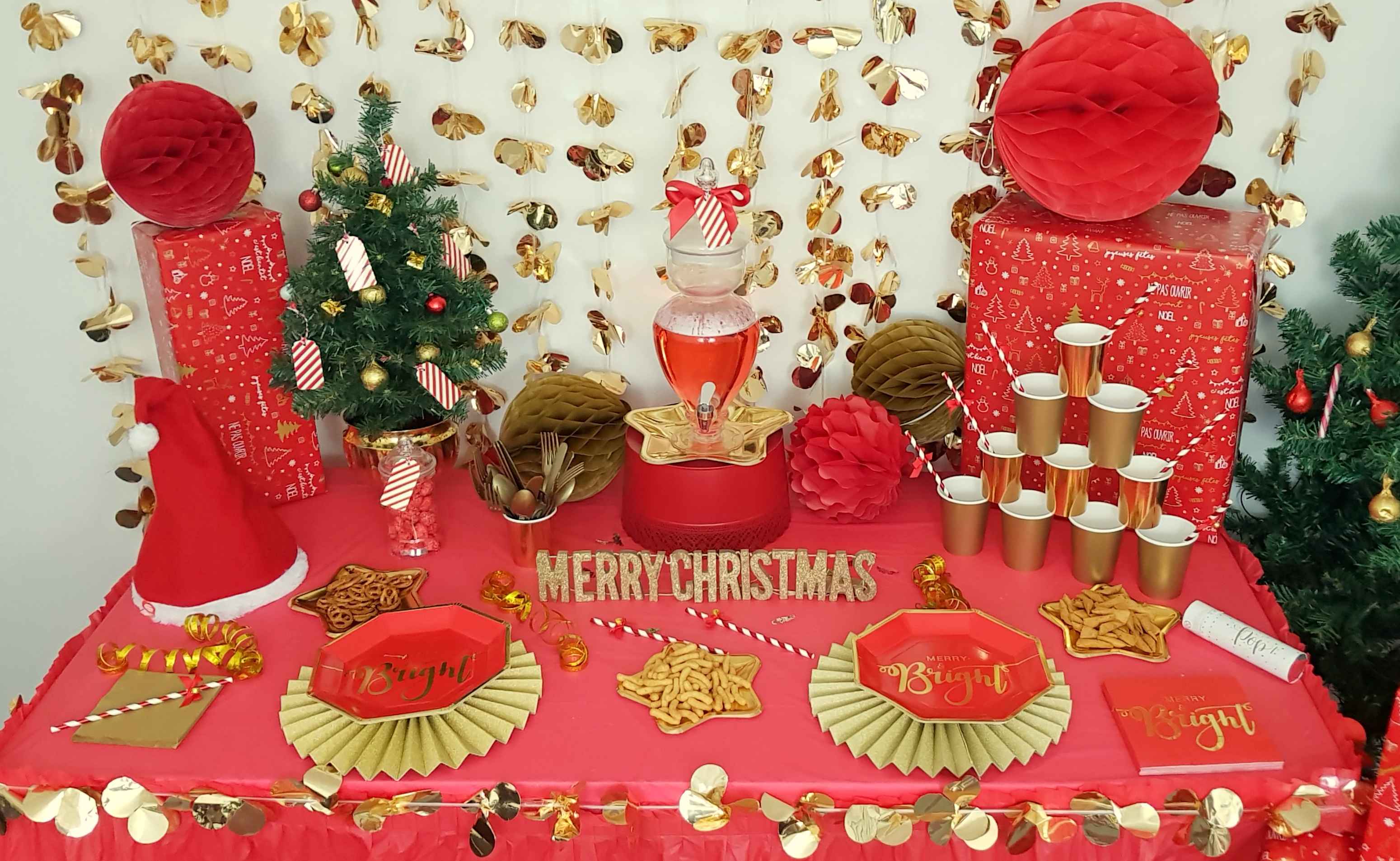 Une table de fêtes : Noël doré